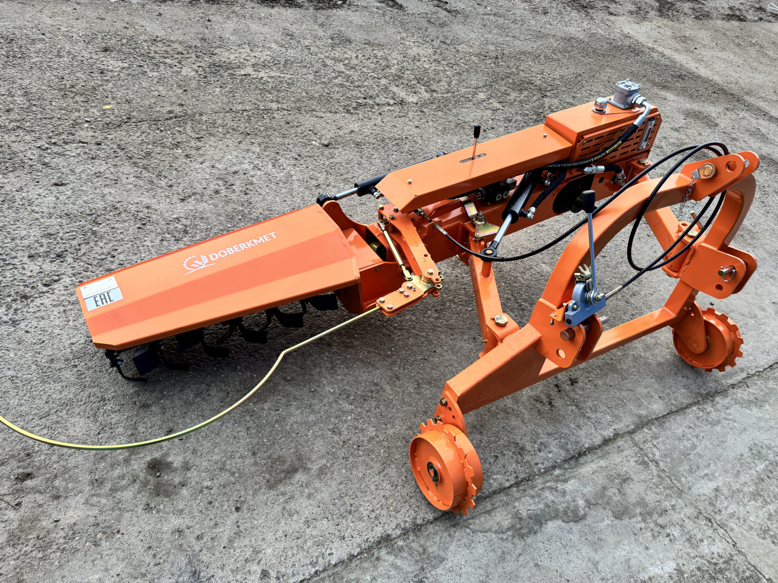 Почвофрезы для приствольной обработки DOBERKMET (RTL-50, RTS-55, RTF-70) - фото 1