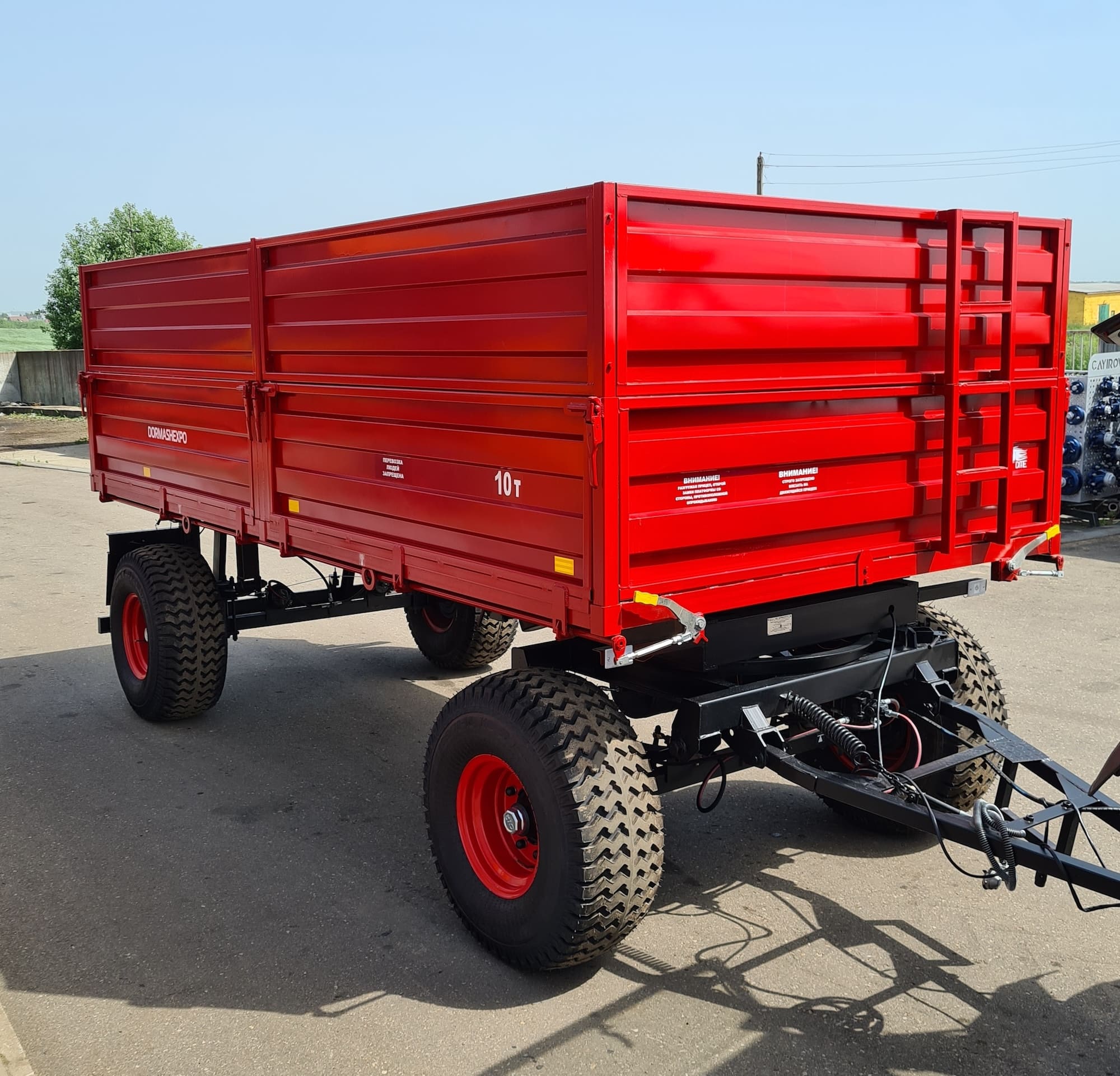 Прицеп тракторный специальный 2ПТС-10 - фото 1