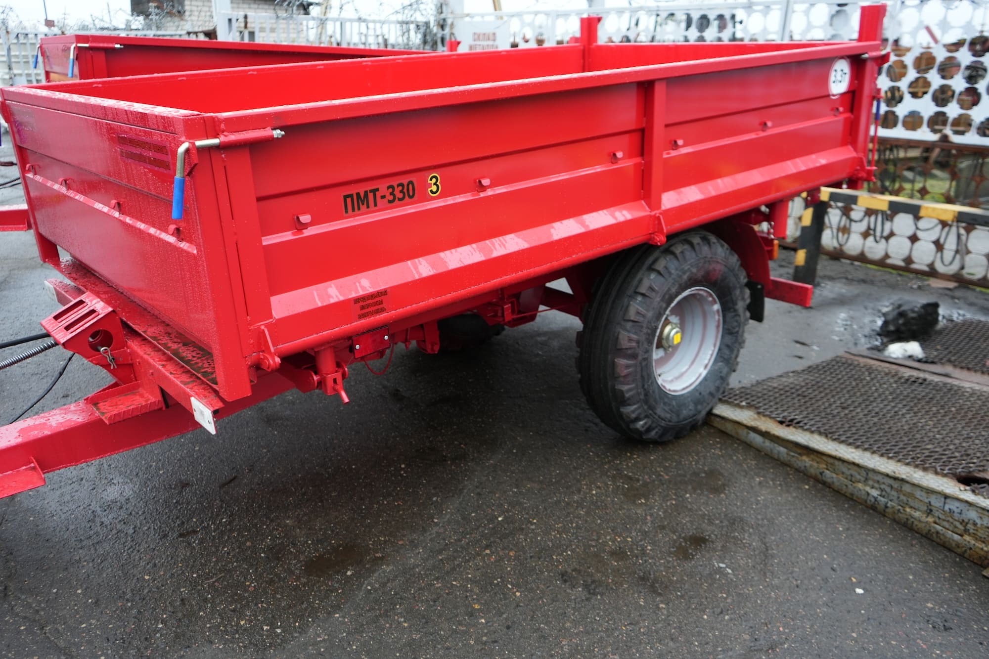 Полуприцеп малогабаритный тракторный ПМТ-330А - фото 1