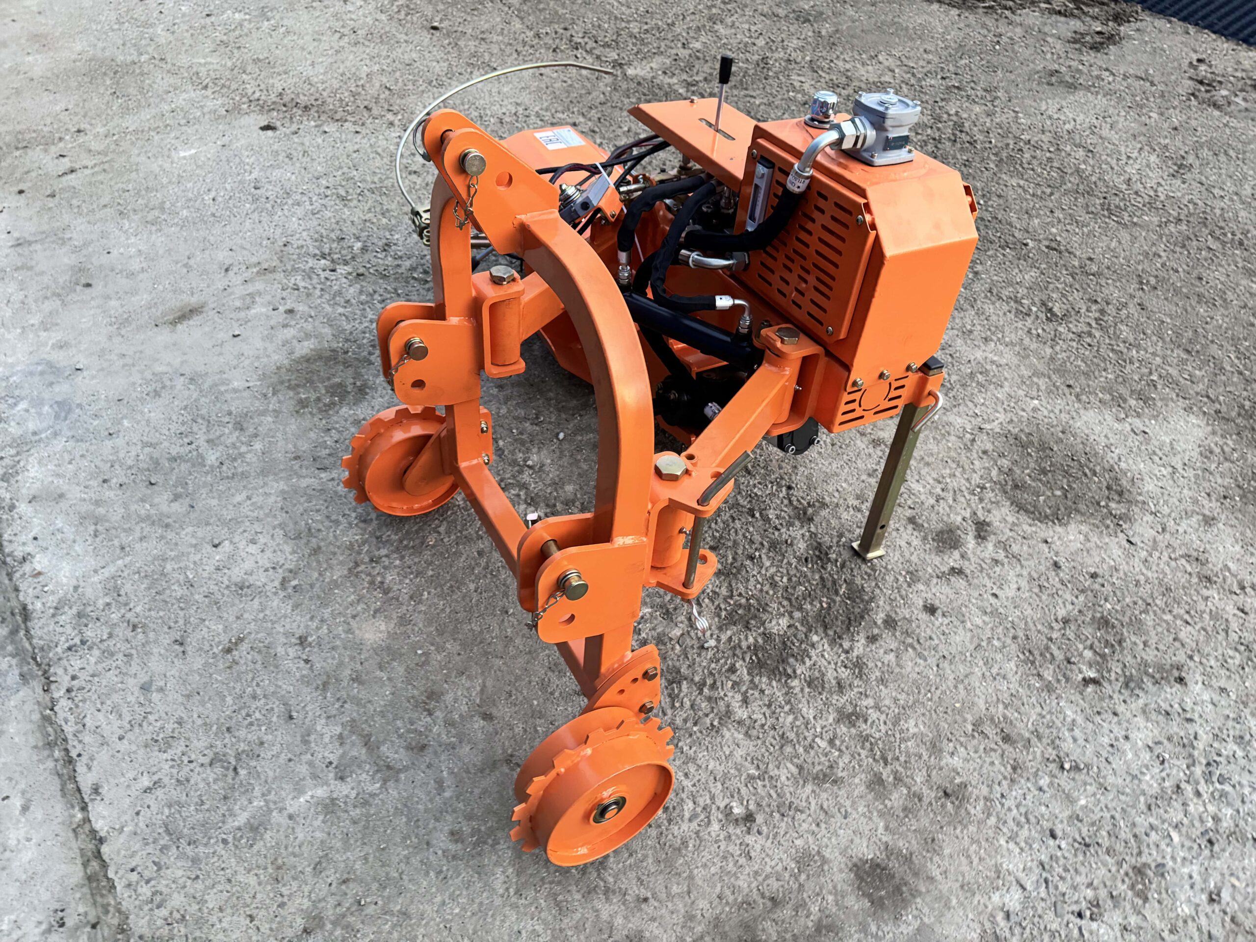 Почвофрезы для приствольной обработки DOBERKMET (RTL-50, RTS-55, RTF-70) - фото 1