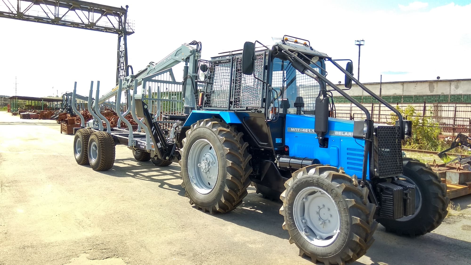 Машина лесная погрузочно-транспортная BELARUS МПТ- 461.1 - фото 1