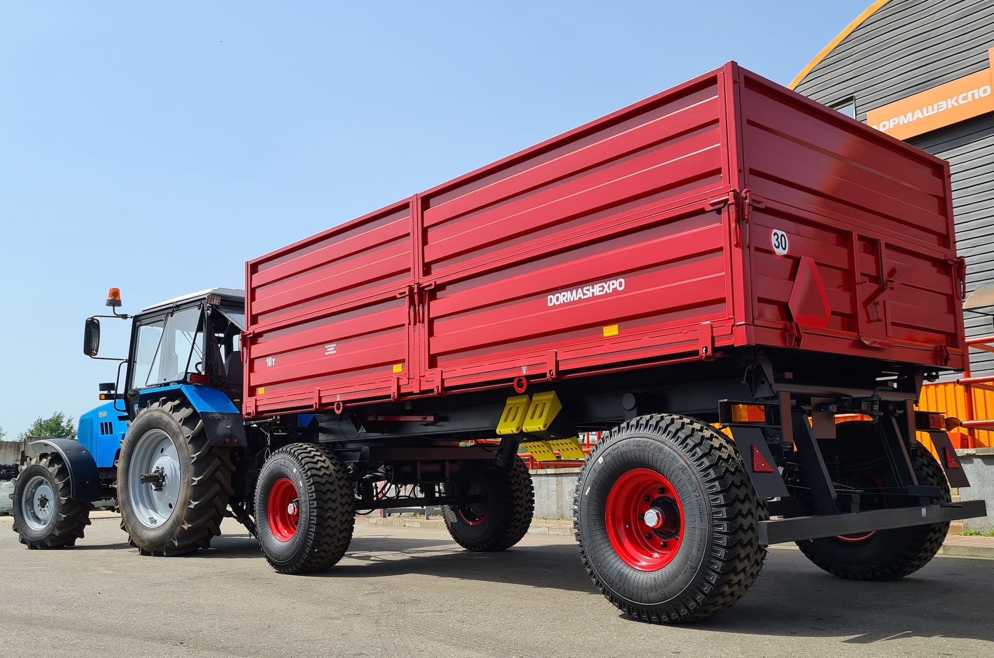 Прицеп тракторный специальный 2ПТС-10 - фото 1