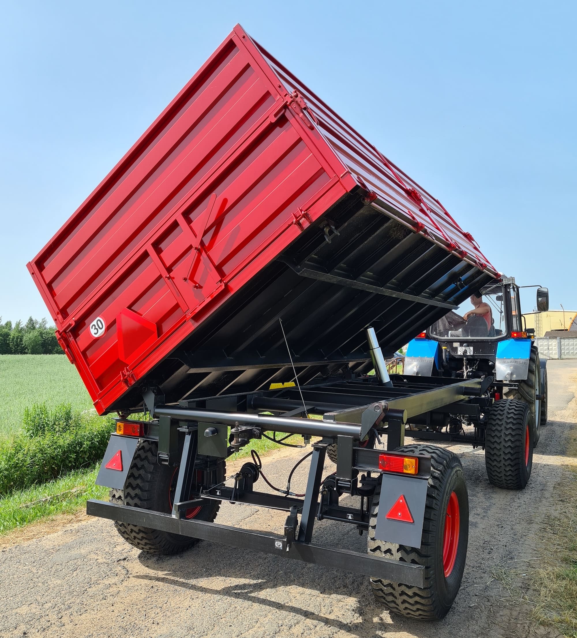 Прицеп тракторный специальный 2ПТС-10 - фото 1